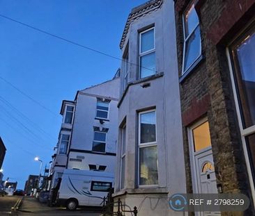 2 bedroom end of terrace house to rent - Photo 6