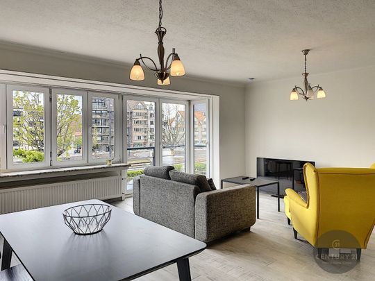 Prachtig gerenoveerd appartement vlakbij het Heldenplein - Photo 1