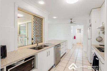 8 Pine Crest Dr - Photo 2