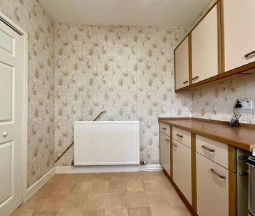 1 bedroom Apartment to let - Photo 5