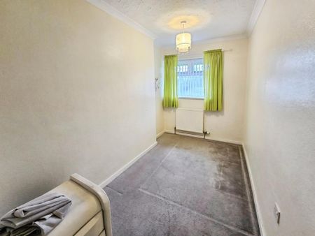3 bedroom terraced house to rent - Photo 2