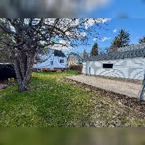 3 Bed 1 Bath For Rent Parkallen Edmonton - Photo 5