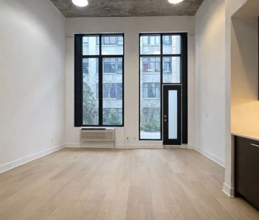 Immeuble du condo « Lofts Impérial ». Projet de condo qui à gagné l... - Photo 1