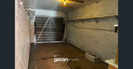 Refreshed North Facing Apartment - Photo 2