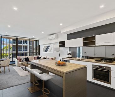 Stunning Two Bedroom Corner Apartment - Photo 1