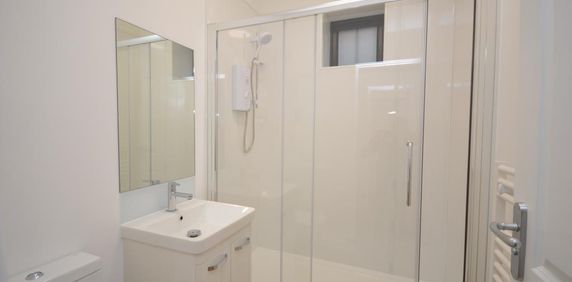 1 bedroom ground floor flat to rent - Photo 2