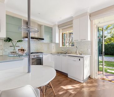 Family Haven with Pool Access & North Aspect - Walk to Everything N... - Photo 5