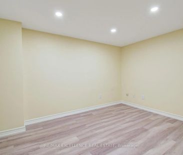 Property For Lease | W9267669 - Photo 6