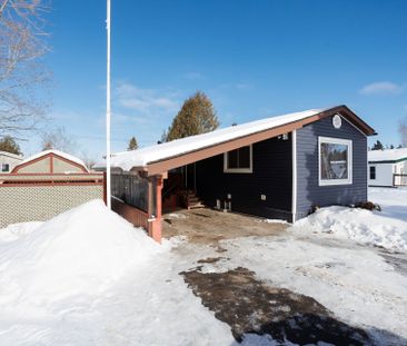 For Lease - 11 Homewood Avenue, Kawartha Lakes, Ontario - Photo 6