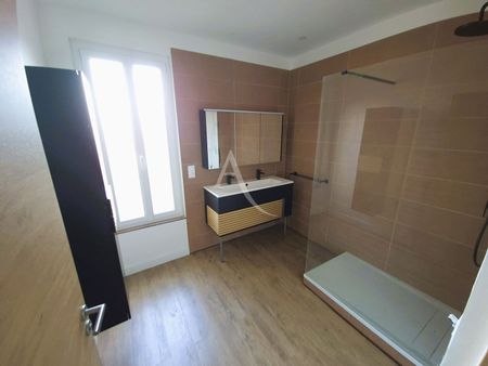 Location Appartement 3 pièces 65m² - Photo 5