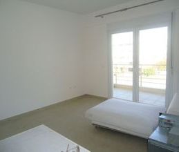 Διαμέρισμα για ενοικίαση - Χαριλάου, - Photo 4