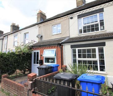 2 bedroom terraced house to rent - Photo 1