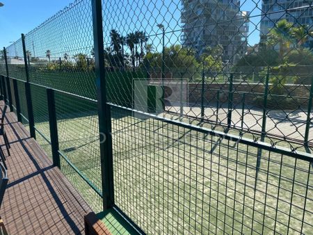 Ático de alquiler en Passeig Garcia Faria, Diagonal Mar i el Front Marítim del Poblenou - Photo 2