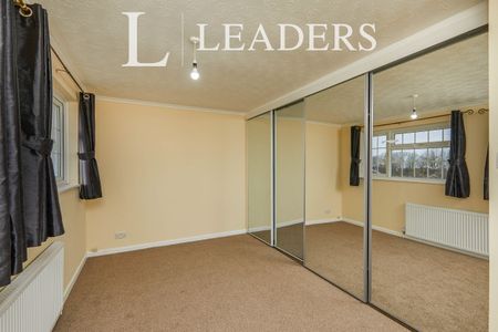 2 bedroom semi-detached to rent Deacon Close, Oakwood - Photo 3