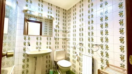 Room for rent in 5-bedroom apartment in Bilbao - Foto 2