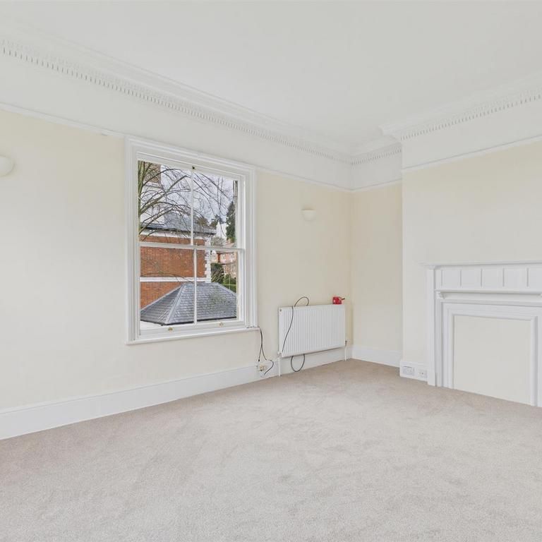 3 bedroom apartment to rent - Photo 1