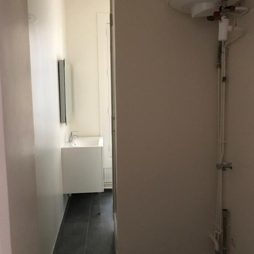 location Appartement T2 DE 36m² À PARIS - Photo 1