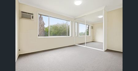 LOW MAINTENANCE FAMILY HOME - Photo 4