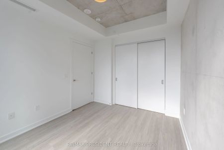 284 King Street E #703 - Photo 5