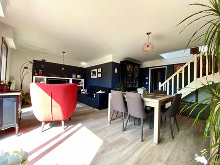 Maison 5 pièces à Neuville-en-Ferrain - Photo 3