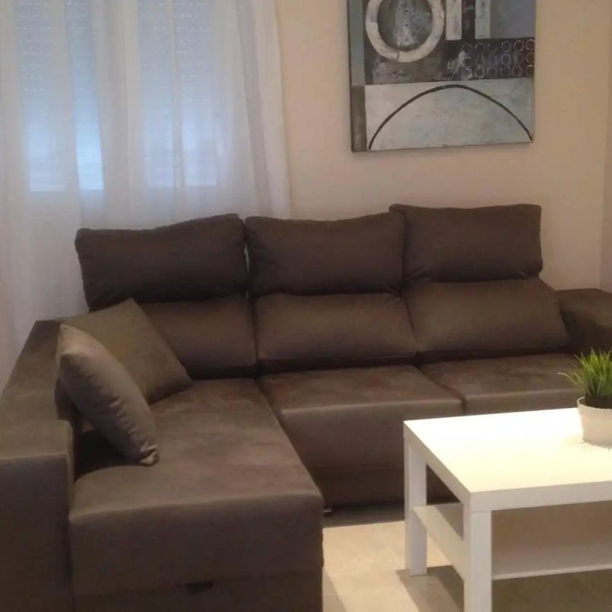 Piso de alquiler en Calle Campoamor, 78, Centro - Muelle Pesquero - Photo 1