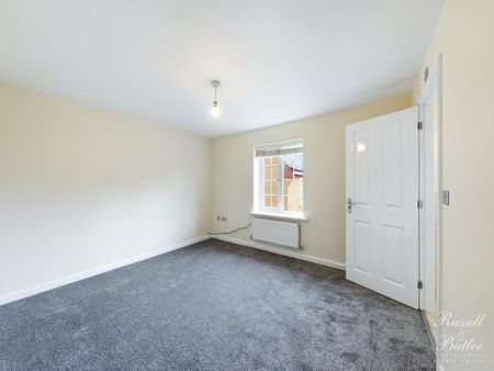 3 bedroom detached house to rent - Photo 2