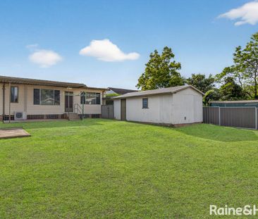 THE MOST CONVENIENT FAMILY HOME - Photo 1