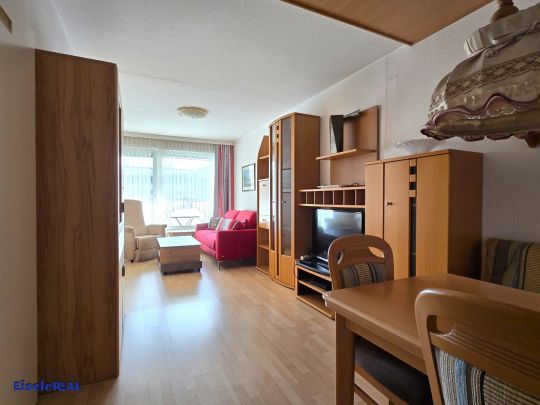 tolle 2 Zimmer - große Loggia - extra Küche - voll möbliert - zzgl. Heizung - Photo 1