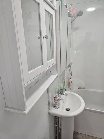 1 Bed Semi-Detached House, Guernsey Avenue, BS4 - Photo 4