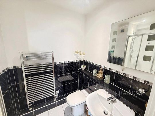 2 bedroom house to rent - Photo 1