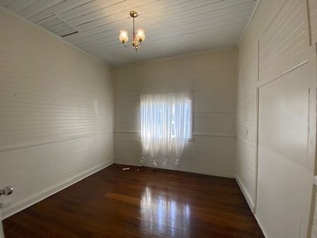Home For Rent - Photo 4