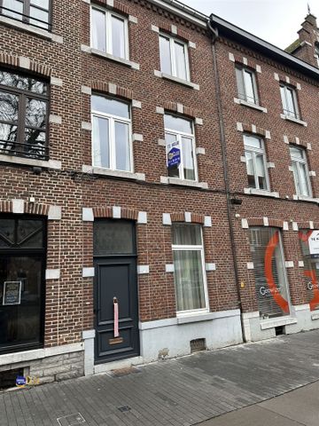 Ruime stadswoning met 3 slpks en koer - Foto 2