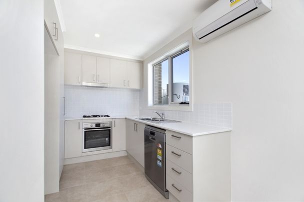 53/20 Gifford Street, Coombs ACT 2611 - Townhouse For Rent | Domain - Photo 1
