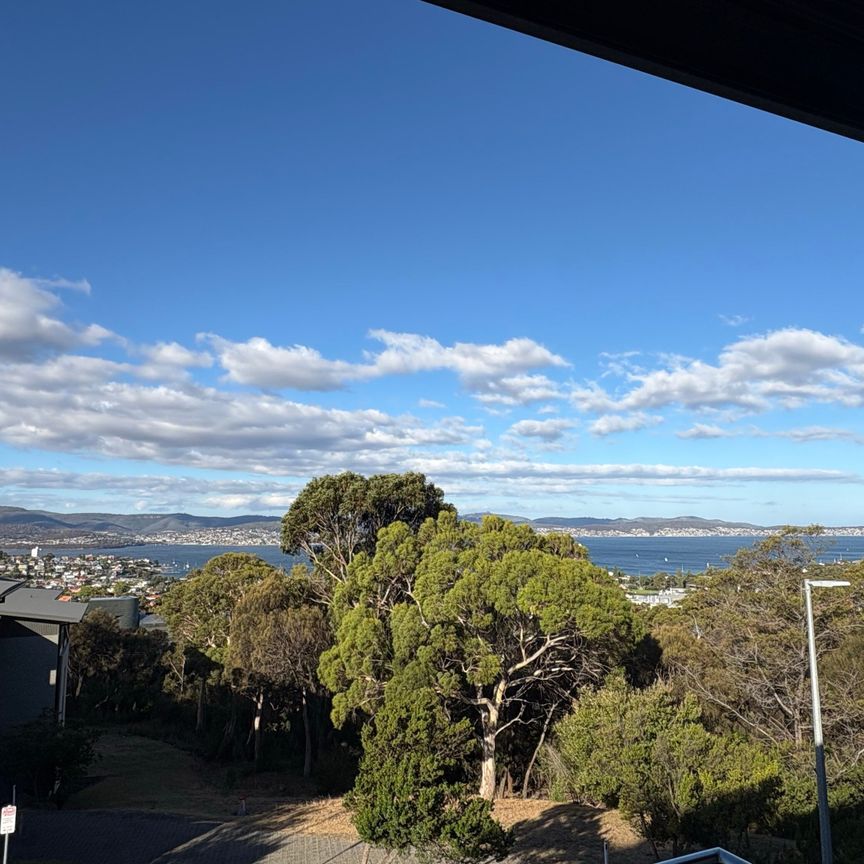 Sandy Bay - Photo 1