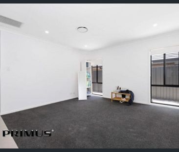 For Lease Contemporary Brand New 4-Bedroom Family Home - Photo 1