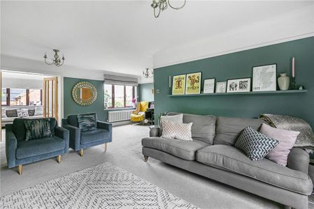 5 bedroom detached house to rent - Photo 4