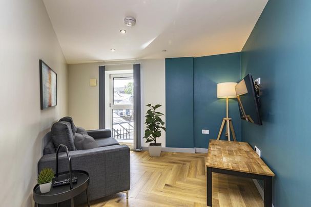 2 bedroom flat to rent - Photo 1