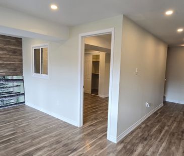For Lease - 1226 Duignan (Lower) Crescent, Milton, Ontario - Photo 5