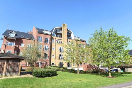 2 bedroom Flat in Aveley House, Reading - Photo 5