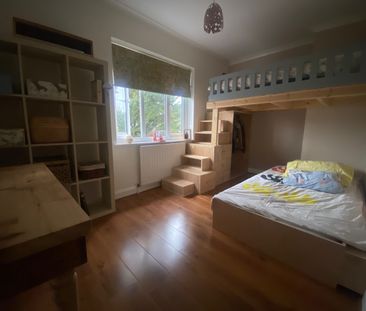 3 Bed Semi-Detached House, The Glade, CR0 - Photo 4