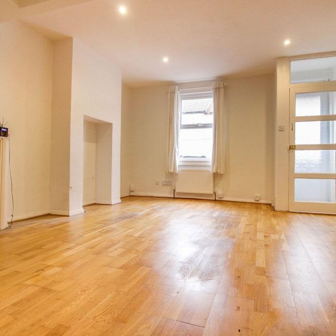 2 bedroom terraced house to rent - Photo 1