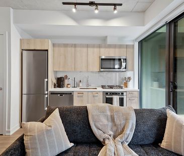 For Lease - 458 Richmond Street Unit# 308, Toronto, Ontario - Photo 2
