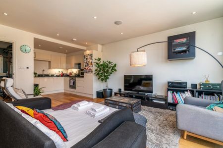 2 bedroom flat to rent - Photo 3