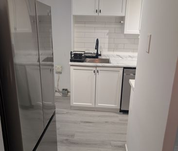 For Lease - 350 Quigley Road Unit# 724, Hamilton, Ontario - Photo 5