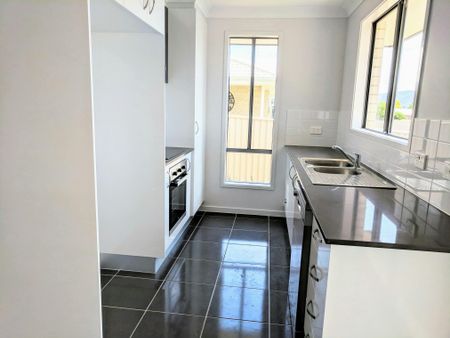 BARINGA GARDENS - Two Bedroom Villa - Photo 2
