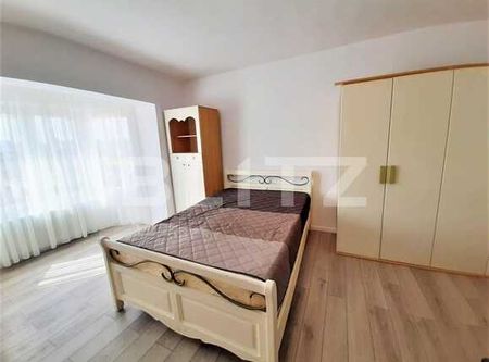 Apartament cu 2 camere, Decomandat, 60 mp, zona strazii Aurel Vlaicu - Photo 3
