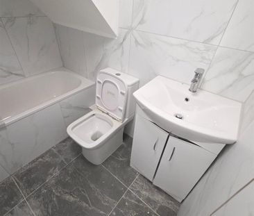 Collingdon Street, Luton LU1, London - Photo 3