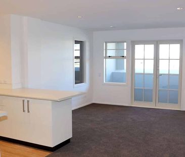 Modern Apartment of Jackson Street - Photo 4