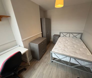 Siward Street, Hull Road - P1542 - Photo 5