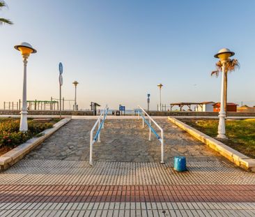 Paseo Marítimo Levante, Torre del Mar, Andalusia 29740 - Photo 5